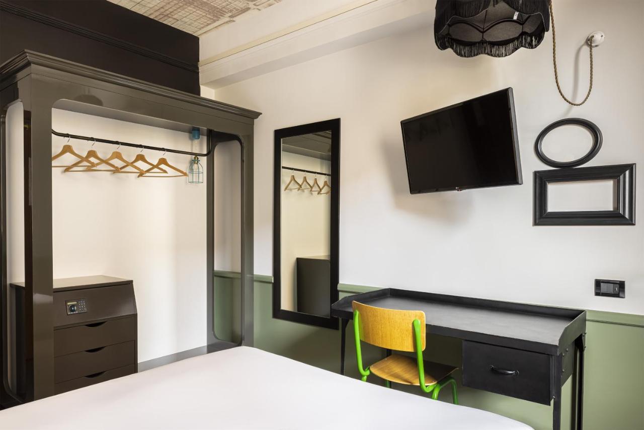 Hostel Generator *